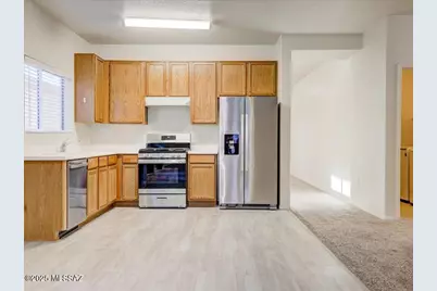 10242 E Madrona Canyon Drive, Tucson, AZ 85748 - Photo 11