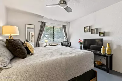 7622 E Callisto Circle #202, Tucson, AZ 85715 - Photo 15