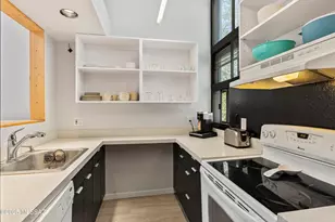 7622 E Callisto Cir, Tucson, AZ 85715 - Photo 5