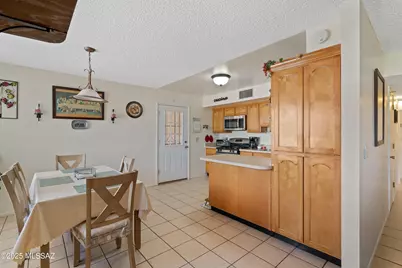 522 E Calle Nacozari, Nogales, AZ 85621 - Photo 9