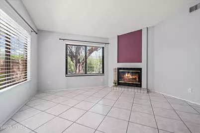 2596 N Ironwood Ridge Drive, Tucson, AZ 85745 - Photo 9