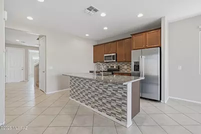 6717 E Via Arroyo Largo, Tucson, AZ 85756 - Photo 11