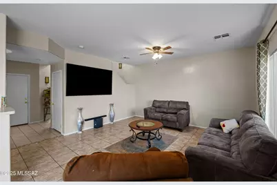 8232 W Zlacket Drive, Tucson, AZ 85757 - Photo 19