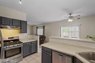 8232 W Zlacket Dr, Tucson, AZ 85757 - Photo 25