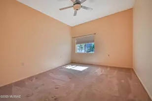 840 W Calle de Emilia, Green Valley, AZ 85614 - Photo 11