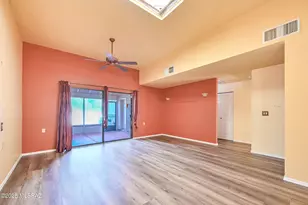 840 W Calle de Emilia, Green Valley, AZ 85614 - Photo 5