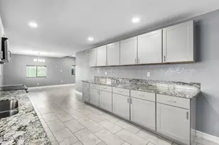 1631 W Buckeye Ln, Tucson, AZ 85705 - Photo 11