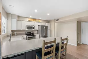 681 W Mountain Ridge Dr, Oro Valley, AZ 85737 - Photo 9