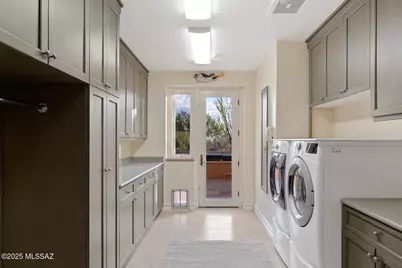 7301 N Secret Canyon Drive, Tucson, AZ 85718 - Photo 41