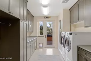 7301 N Secret Canyon Dr, Tucson, AZ 85718 - Photo 41