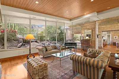 7301 N Secret Canyon Drive, Tucson, AZ 85718 - Photo 19