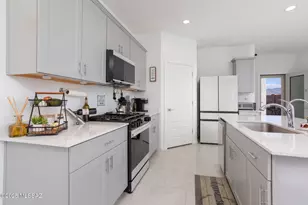 12871 E Joffroy Dr, Vail, AZ 85641 - Photo 13