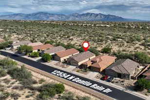 12554 N Gentle Rain Dr, Marana, AZ 85658 - Photo 33