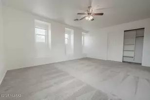 8157 W Solitary Eagle Ct, Tucson, AZ 85757 - Photo 13