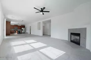 8157 W Solitary Eagle Ct, Tucson, AZ 85757 - Photo 3