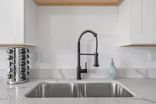 1964 W Mistletoe Cir, Tucson, AZ 85713 - Photo 13