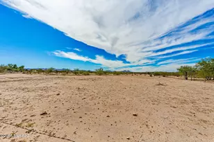 4451 N Sassy Dr, Marana, AZ 85653 - Photo 19