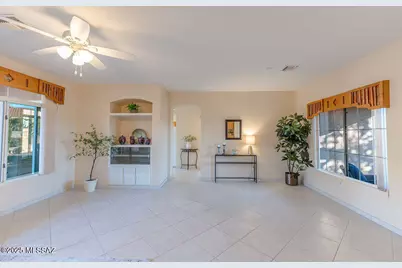1329 E Royal Ridge Drive, Oro Valley, AZ 85755 - Photo 7