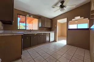 926 W 2nd Ave, San Manuel, AZ 85631 - Photo 3