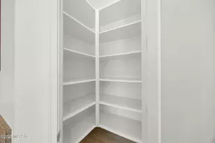 733 W Champions Run Way, Oro Valley, AZ 85755 - Photo 11