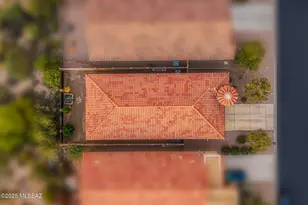 12147 N Golden Mirror Dr, Marana, AZ 85658 - Photo 25