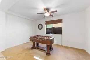 12147 N Golden Mirror Dr, Marana, AZ 85658 - Photo 11