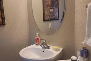 1925 S Mcconnell Dr, Tucson, AZ 85710 - Photo 17