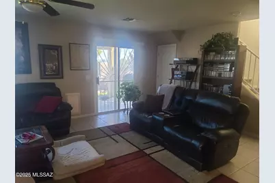 1925 S McConnell Drive, Tucson, AZ 85710 - Photo 9