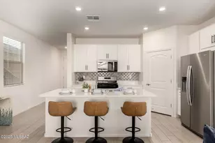 11989 E Chamrod Dr, Vail, AZ 85641 - Photo 9