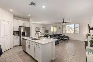 11989 E Chamrod Dr, Vail, AZ 85641 - Photo 7