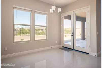 13711 N Hidden Springs Drive, Oro Valley, AZ 85755 - Photo 7