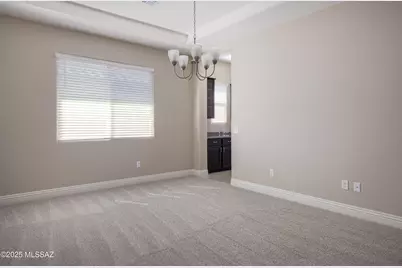 13711 N Hidden Springs Drive, Oro Valley, AZ 85755 - Photo 15