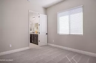 13711 N Hidden Springs Dr, Oro Valley, AZ 85755 - Photo 23