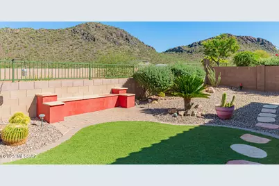 9716 N Saguaro Breeze Way, Marana, AZ 85653 - Photo 31