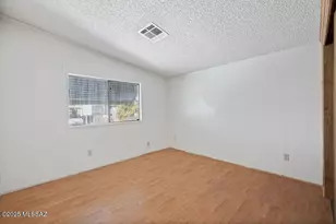 6137 S Barrister Rd, Tucson, AZ 85746 - Photo 17