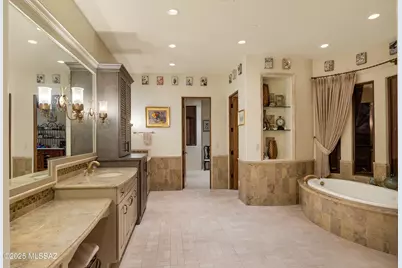 6167 W Seven Saguaros Circle, Marana, AZ 85658 - Photo 19