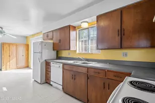 1136-1152 E Hedrick Dr, Tucson, AZ 85719 - Photo 23