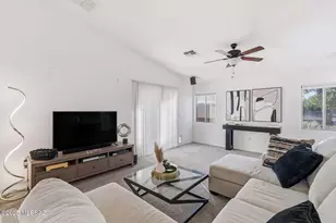 102 S Beyerville Pl, Sahuarita, AZ 85629 - Photo 17