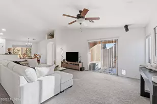 102 S Beyerville Pl, Sahuarita, AZ 85629 - Photo 13