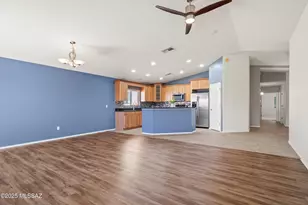 2770 N Bell Hollow Pl, Tucson, AZ 85745 - Photo 7