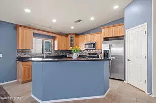 2770 N Bell Hollow Pl, Tucson, AZ 85745 - Photo 13