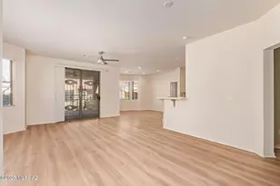 496 W Knotwood St, Green Valley, AZ 85614 - Photo 3