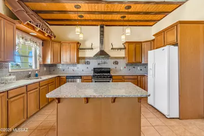 1140 W Jennella Drive, Benson, AZ 85602 - Photo 17