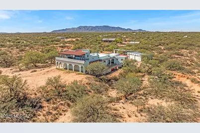 1140 W Jennella Drive, Benson, AZ 85602 - Photo 1