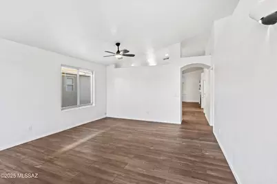 8806 E Mountain Spring Drive, Tucson, AZ 85747 - Photo 3