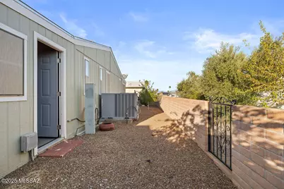 107 W Mora Drive, Green Valley, AZ 85614 - Photo 23