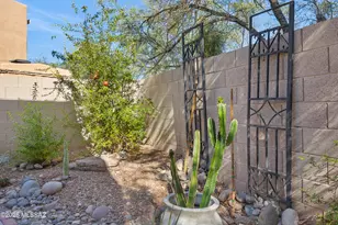 4320 N Rillito Creek Pl, Tucson, AZ 85719 - Photo 19
