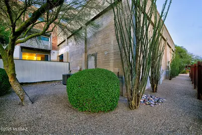 1001 E 17th Street #109, Tucson, AZ 85719 - Photo 3