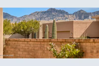 13807 N Maxfli Drive, Oro Valley, AZ 85755 - Photo 17