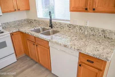 7327 W Sunset Mountain Drive, Tucson, AZ 85743 - Photo 13